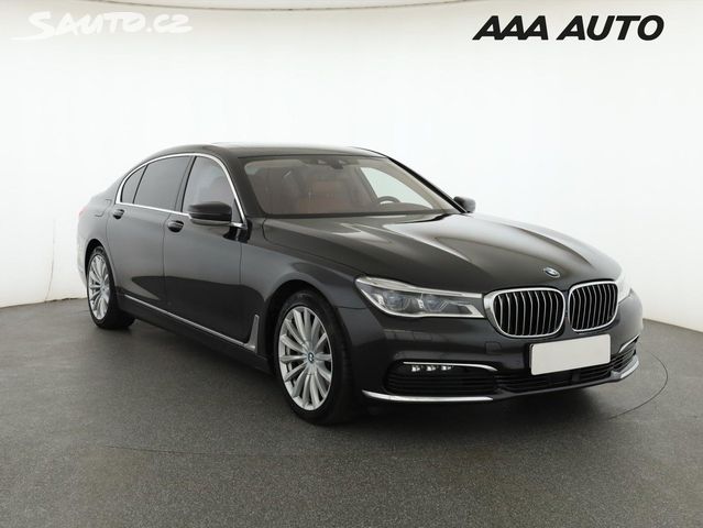BMW Řada 7